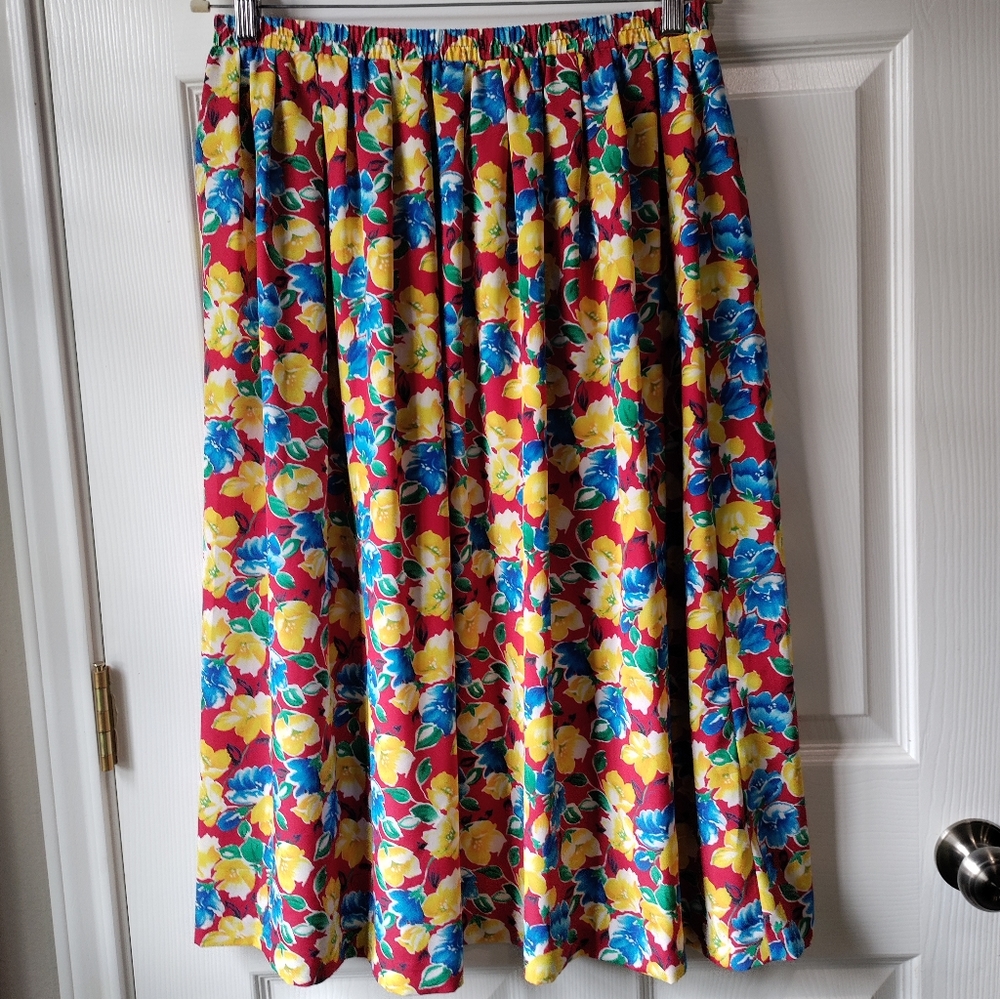 Vintage Leslie Fay Red floral midi skirt women's size 16